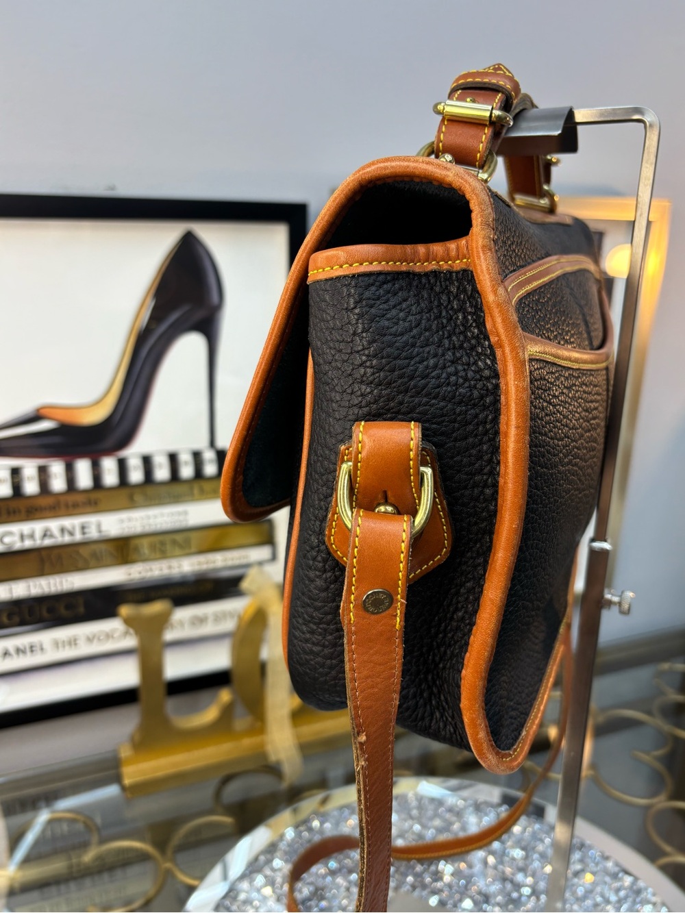 Dooney & Bourke vintage made in Costa Rica All-Weather Leather Carrier Bag EUC - Picture 6 of 15